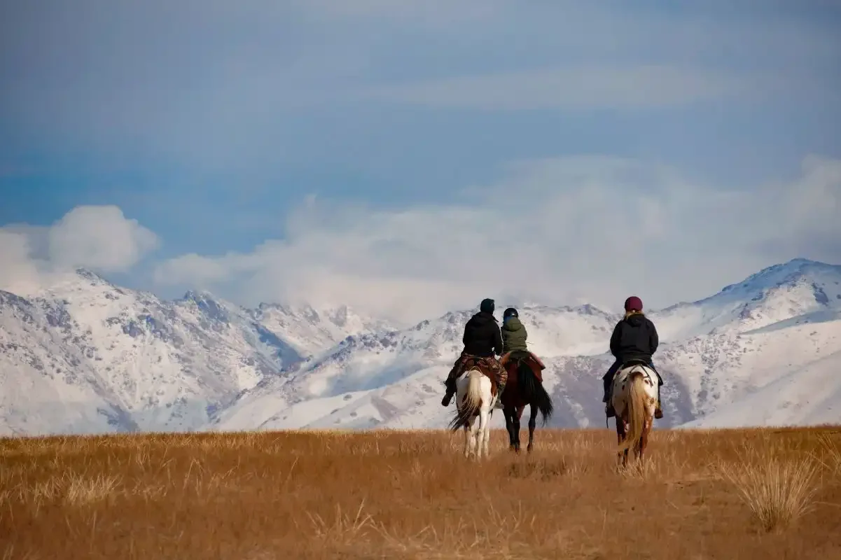 Horse riding in Kyrgyzstan. horse riding tour in Kyrygyzstan
