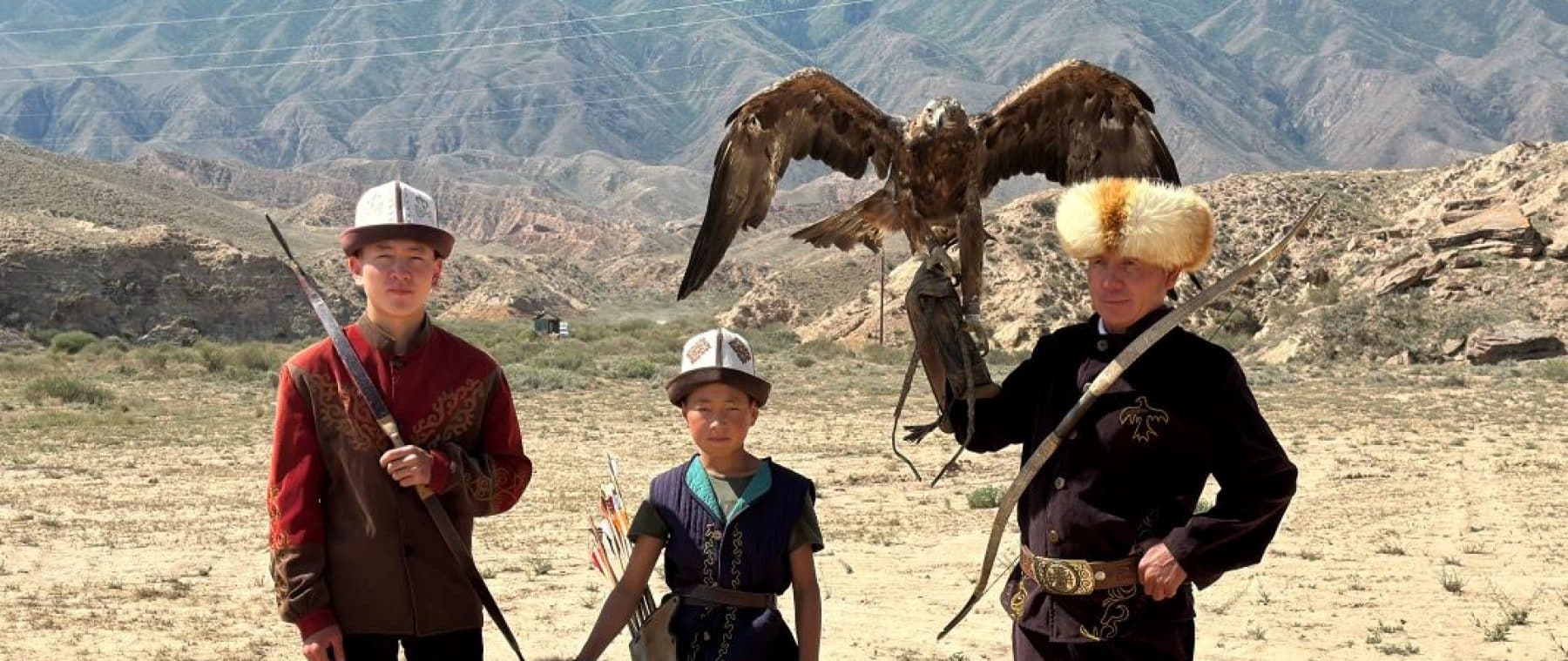 Nomad World Games Kyrgyzstan tour, eventseagle hunting Burana Tower, Skazka Canyon, Sary Chelek Lake, Barskoon Gorge, Altyn Arashan Gorge, Arslanbob Walnut Forest, Son Kol Lake, Kyzyl Asker, horse riding in kyrgyzstan, trekking, kyrgyzstan, tourizm in kyrgyzstan, Issyk kul lake, eagle hunting