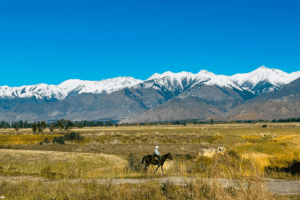 Burana Tower, Skazka Canyon, Sary Chelek Lake, Barskoon Gorge, Altyn Arashan Gorge, Arslanbob Walnut Forest, Son Kol Lake, Kyzyl Asker, horse riding in kyrgyzstan, trekking, kyrgyzstan, tourizm in kyrgyzstan, Issyk kul lake, eagle hunting