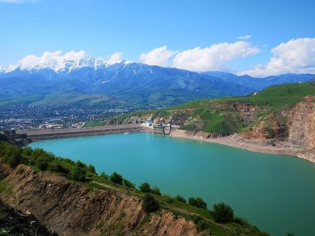 Charvak reservoir, Tashkent