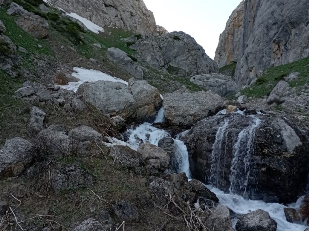 water fall in Kan Achu National park