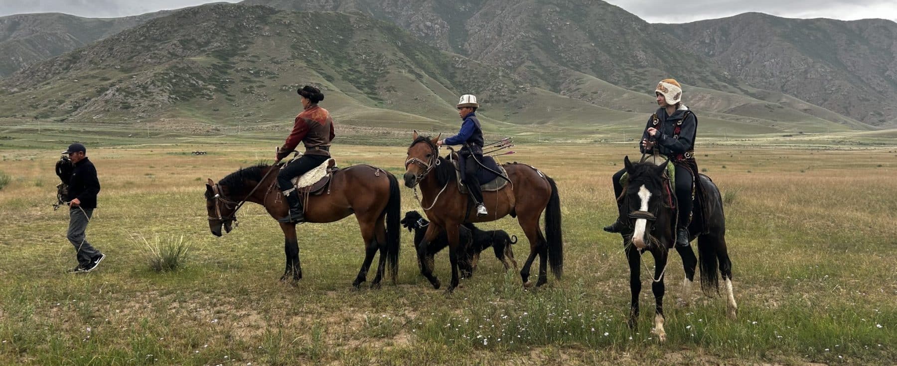 tours in Kyrgyzstan. eagle hunting tour Kyrgyzstan