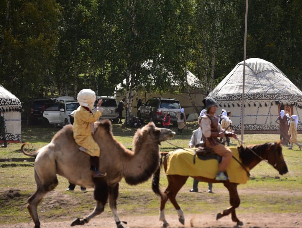 6 world Nomad Games tours