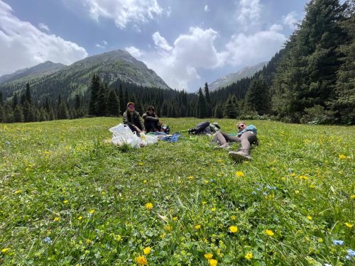 horse riding tour Kok Jayik jayloo. Kyrgyzstan
